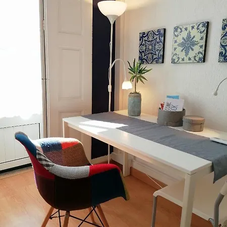 Downtown Spot - 2 Bedrooms Apartment *
