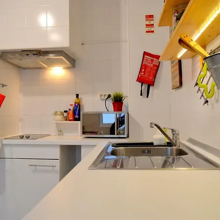 Downtown Spot - 2 Bedrooms *