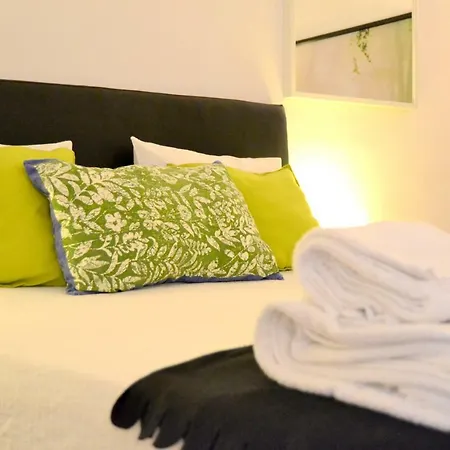 Downtown Spot - 2 Bedrooms Апартаменты *