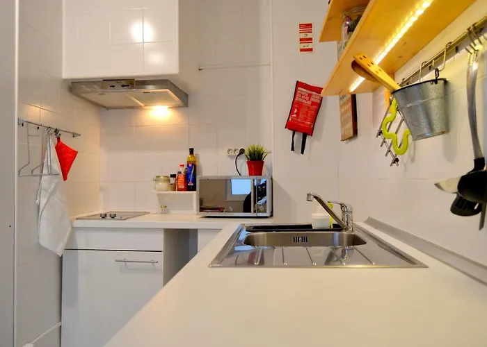 Downtown Spot - 2 Bedrooms *